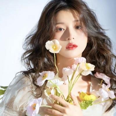 彩虹艳女